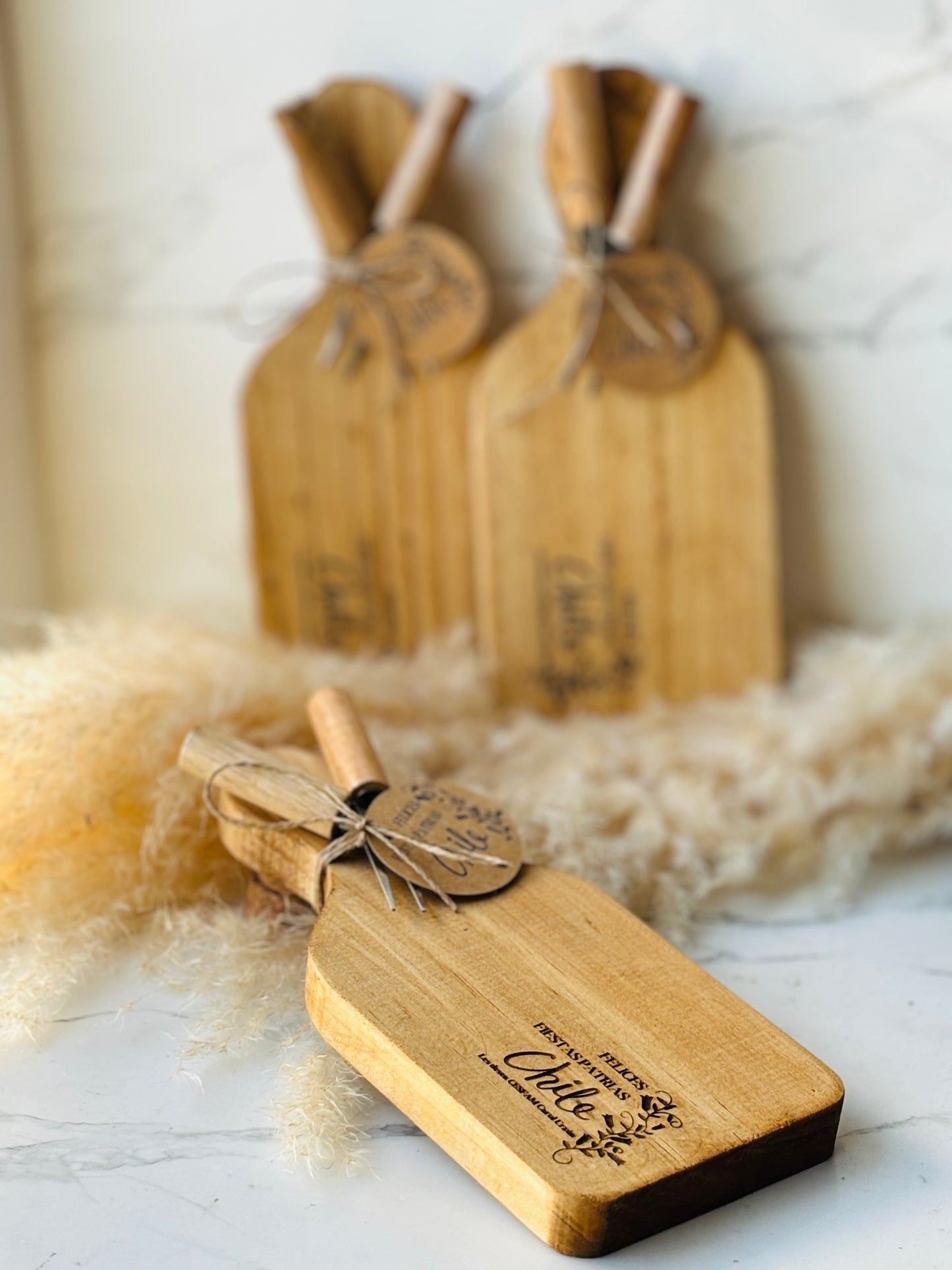 Set tabla + 2 pinchos personalizada grabada