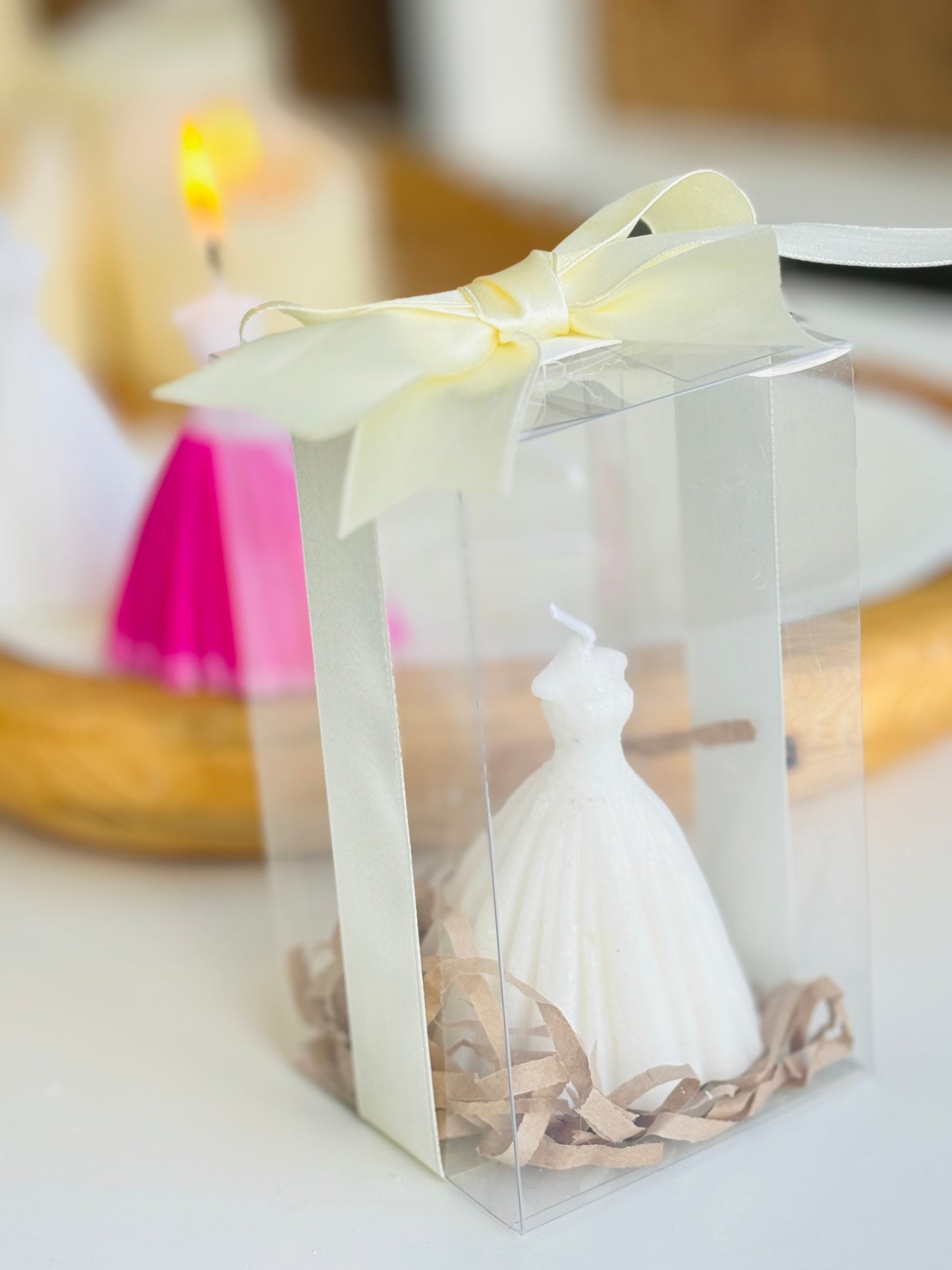 Vela vestido + caja acetato + tarjeta personalizada