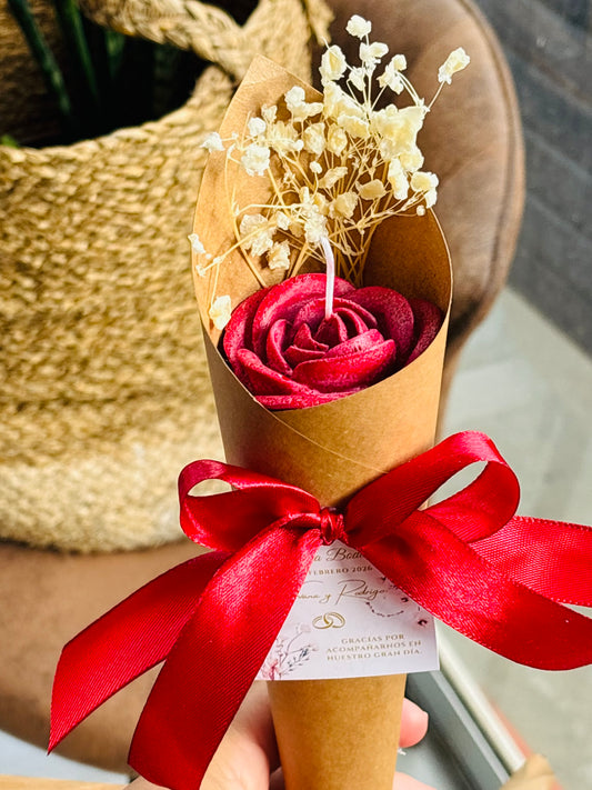 Rosa vela aromática + lazo y tarjeta personalizada